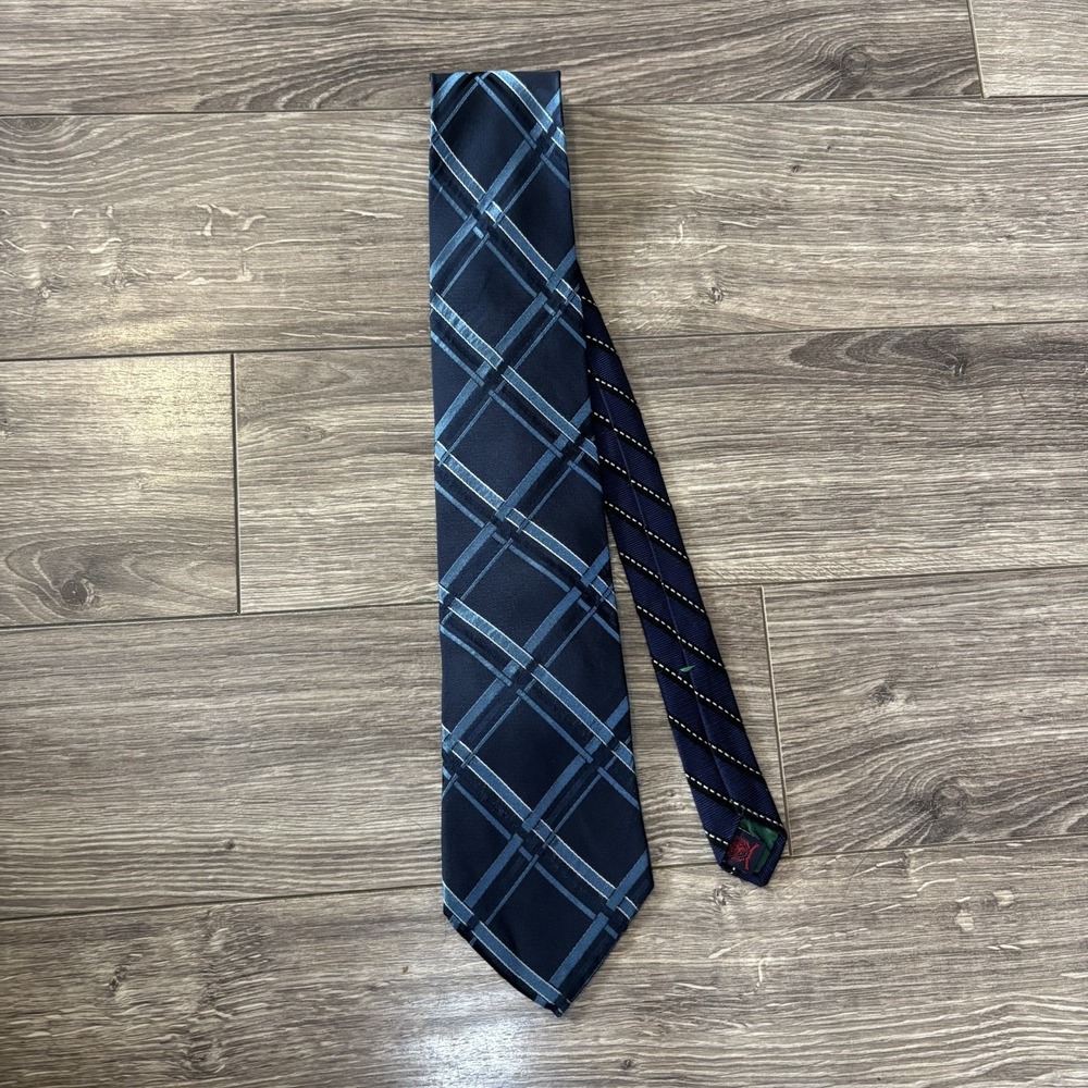VTG Tommy Hilfiger Neck Tie 100% Silk‎ Blue Geometric Striped Made In USA Mens
